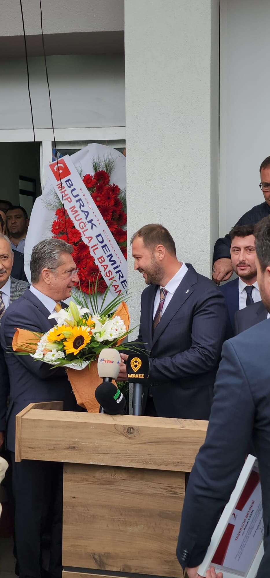 AK Parti Muğla'da Duygusal Tören: Plaket Yerine Gazze Bağışı 2